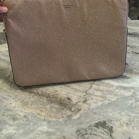 Gorgeous like new large Kate spade glitter laptop case - Picture 10 of 10